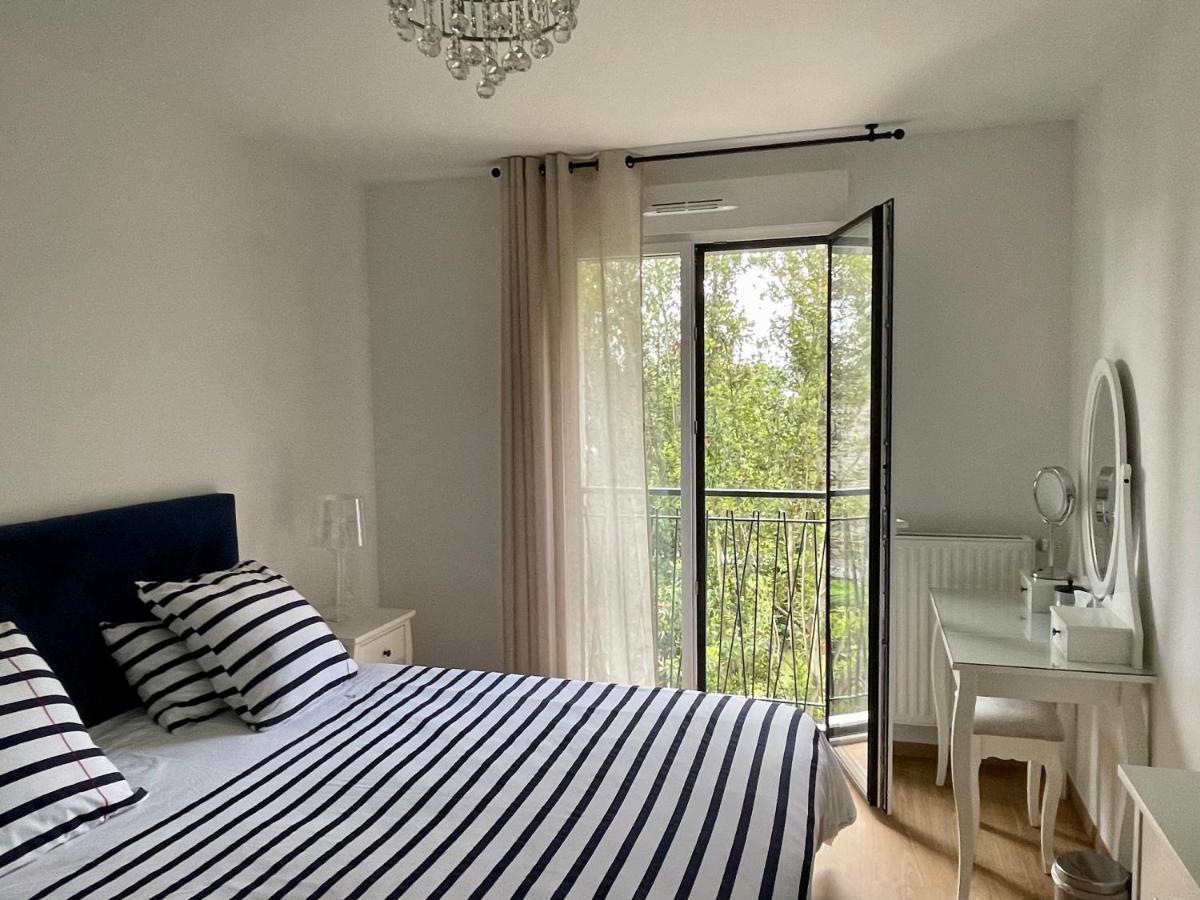 Bella Cruz 66 M2 Prestations Premium, Wifi, Balcon, Parking Avec Borne De Recharge Electrique, Plage Prieure, Commerces Dinard Exterior photo